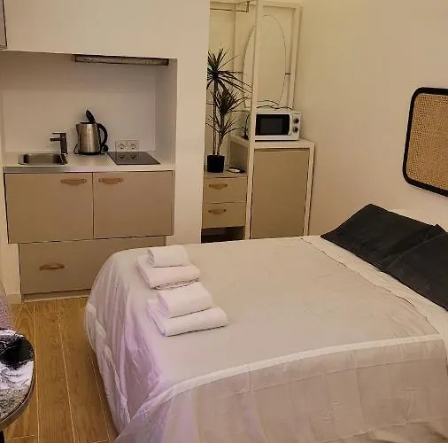 Tiny Studio Rosa - Bairro Alto